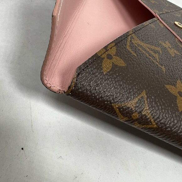 LOUIS VUITTON Monogram Canvas Kirigami Pochette - Picture 7 of 9